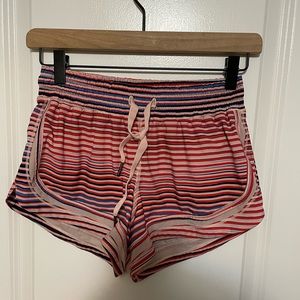 Lululemon short